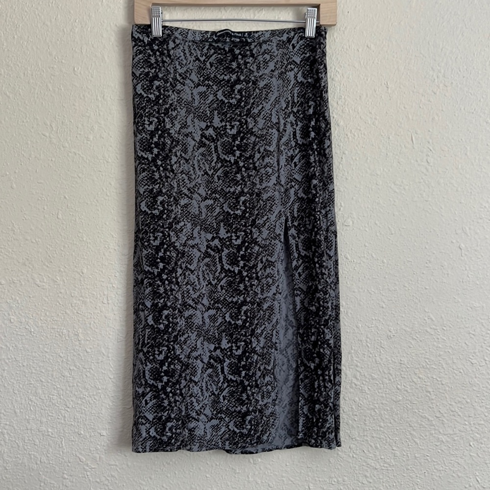 Snake Patterned Side Slit Skirt